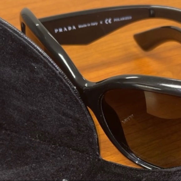 Authentic black gently used Prada Heritage square polarized lens sunglasses - Picture 1 of 8